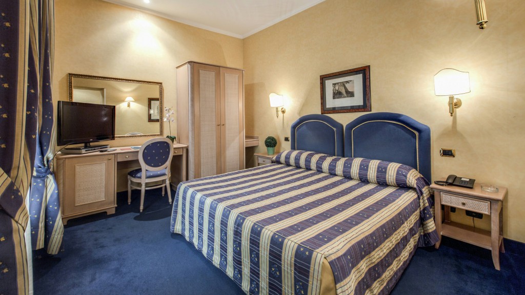 hotel-pres-de-colisee-hotel-valle-rome-chambres-01